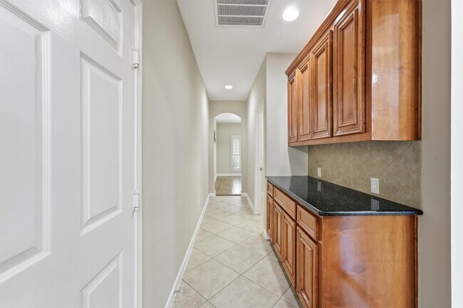 Building Photo - 5507 Opal Cove Ct