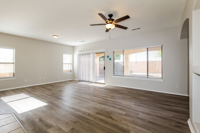 Building Photo - 17356 W Navajo St