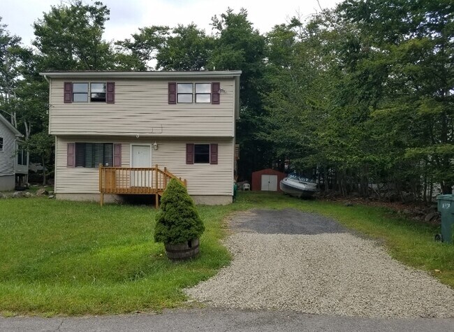 Building Photo - 1546 Black Birch Way