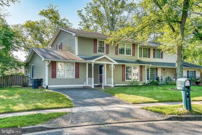 Primary Photo - 2530 Vivaldi Ln