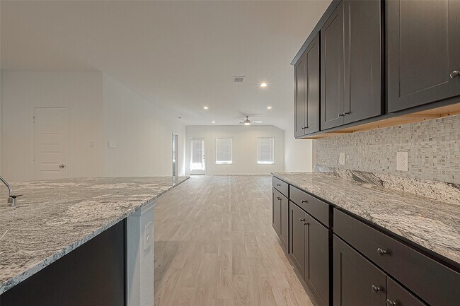 Building Photo - 2731 Willow Gulch Wy