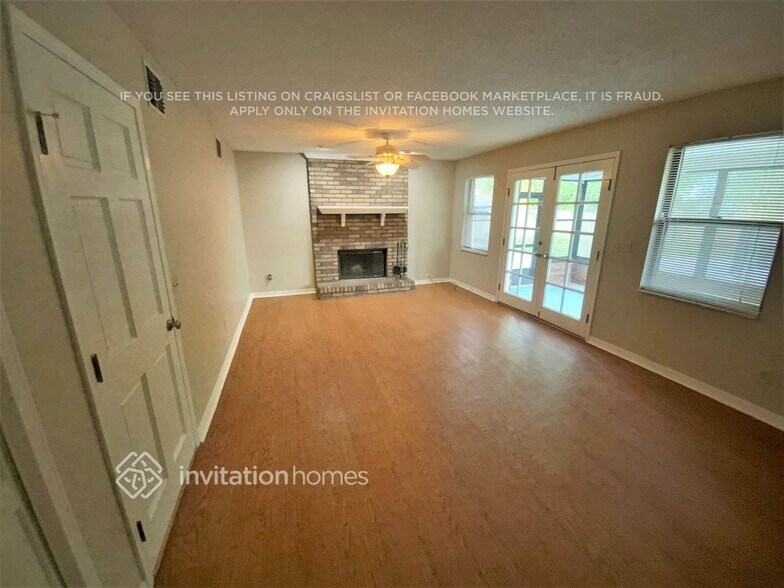 Building Photo - 920 Ridgeway Ct