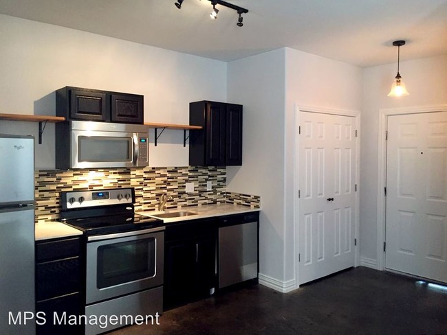 Interior Photo - Hickory Street Apartments