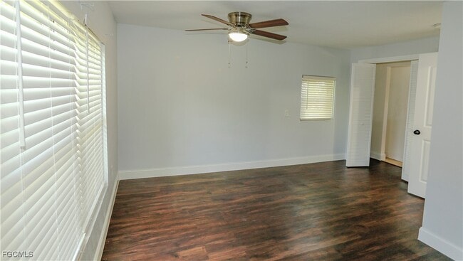 Building Photo - 310 Burland St