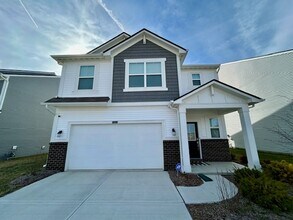 Building Photo - Beautiful Newly Built 4 Bed, 2.5 Bath Home - Loudoun Place Neighborhood