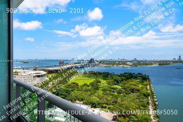 Building Photo - 900 Biscayne Blvd