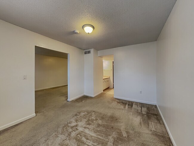 Building Photo - 2529 Caper Ln