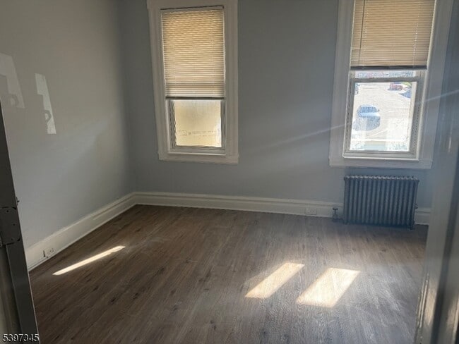 Building Photo - 363 Hoover Ave