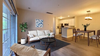 Building Photo - 7232 Althorp Way
