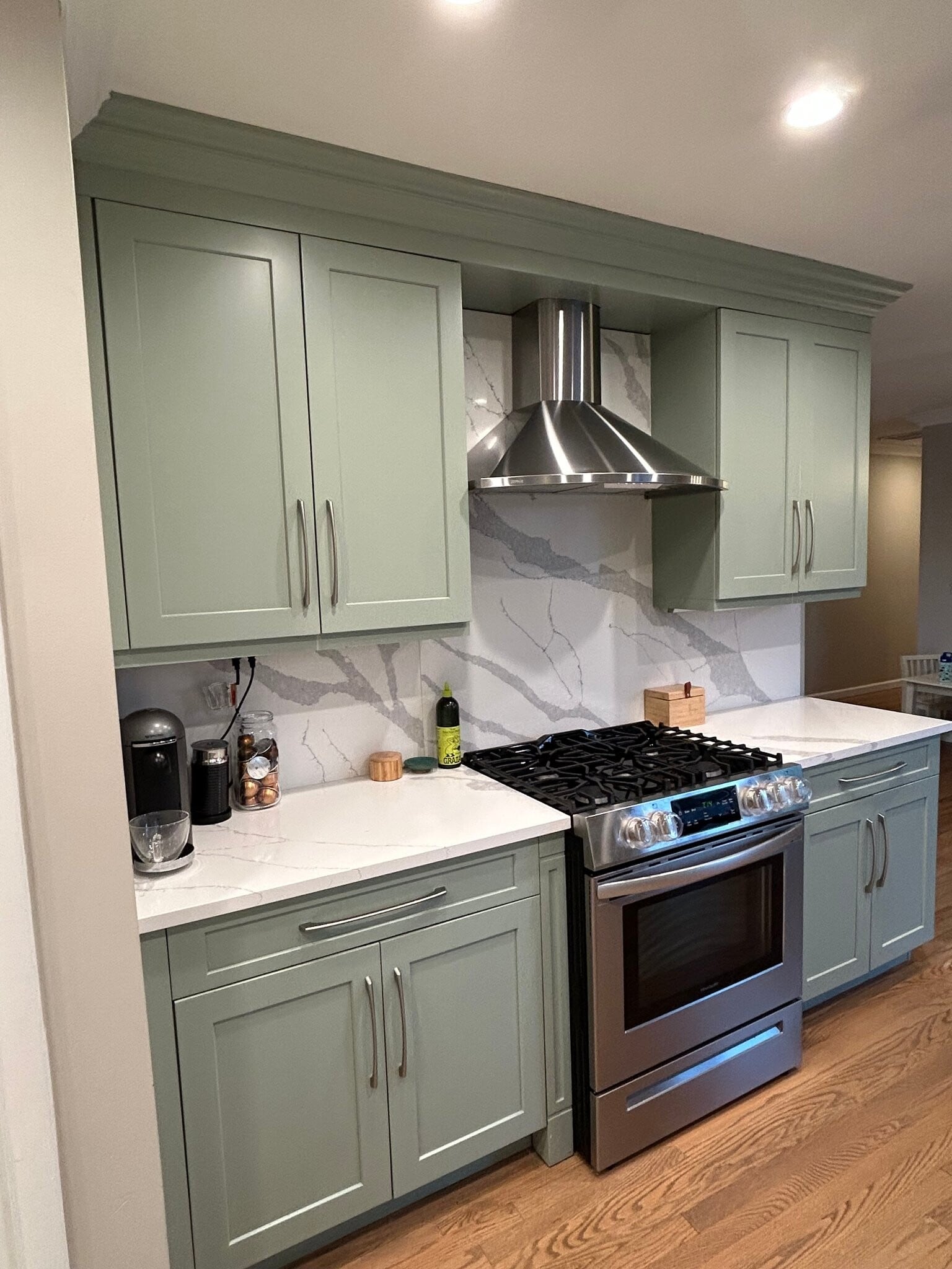 Building Photo - 46 Asbury Ave