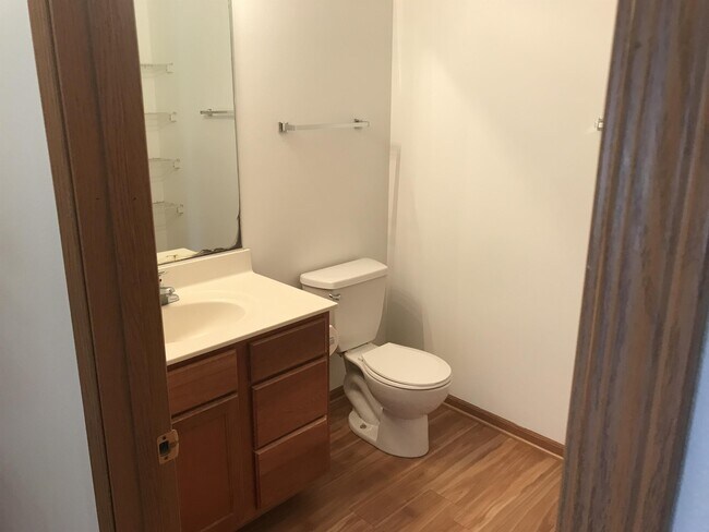 Building Photo - 1209 Mayfield Dr