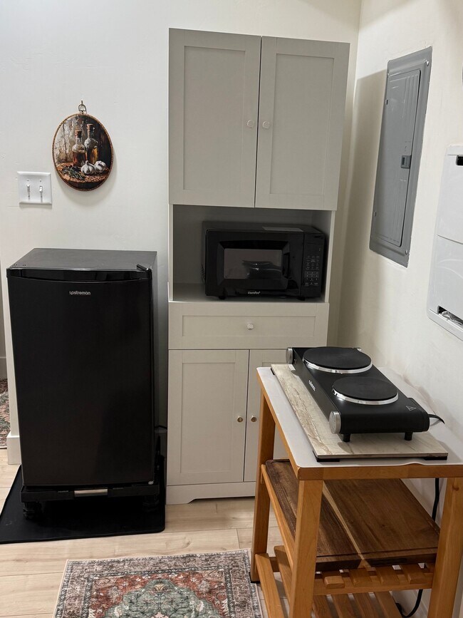 Building Photo - 1776 Rainbow Brg Dr