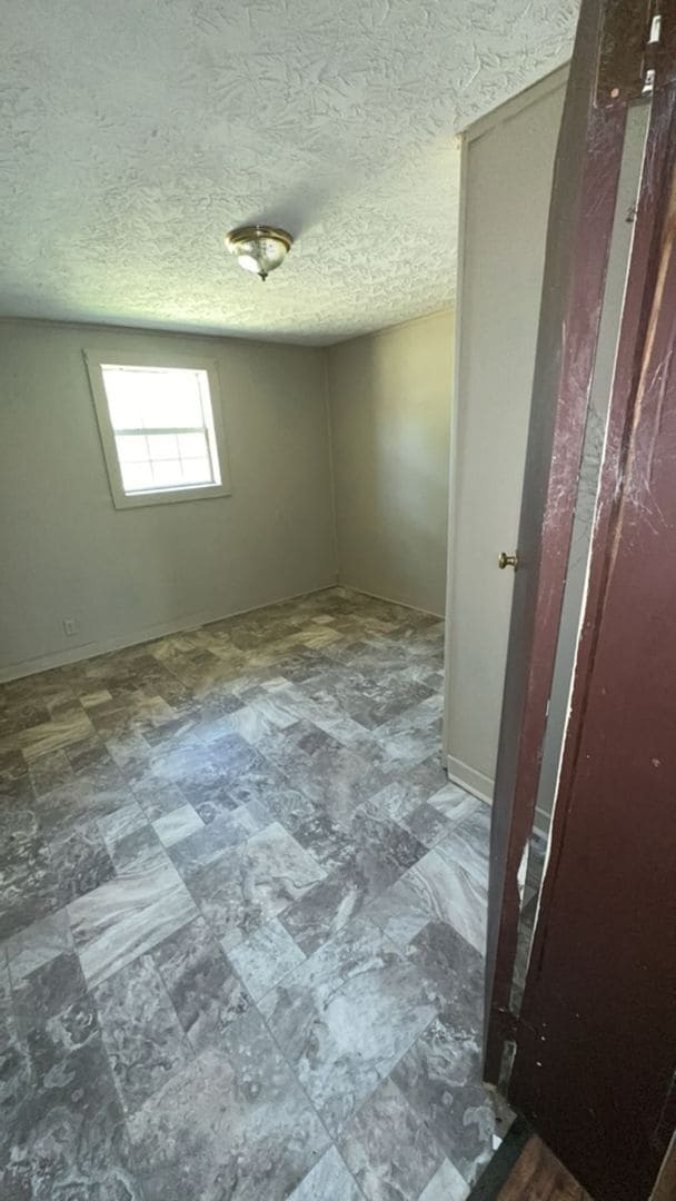 Building Photo - 6483 Pineapple Hwy