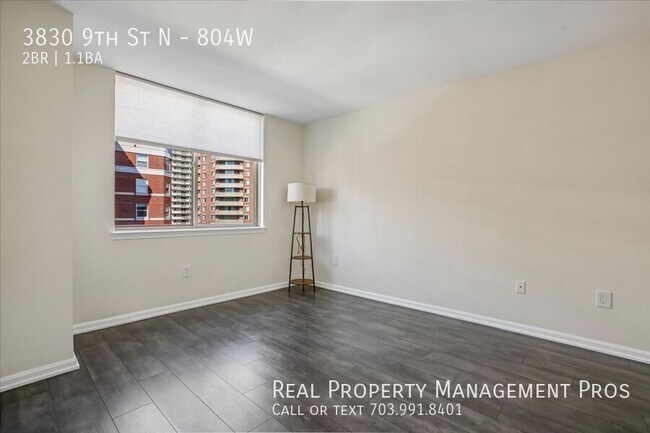 Building Photo - 3830 9th St N