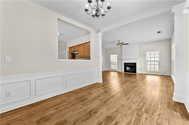 Building Photo - 9005 Ruel Ln