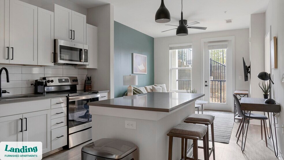 Building Photo - 1270 Hillcrest Dr