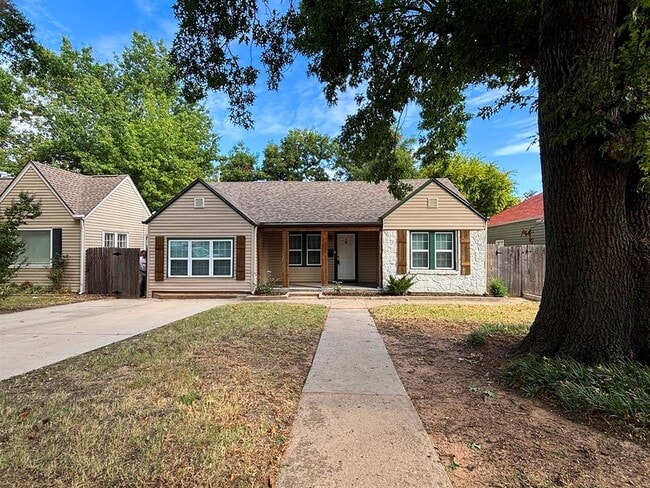 Building Photo - 531 NW 48th St