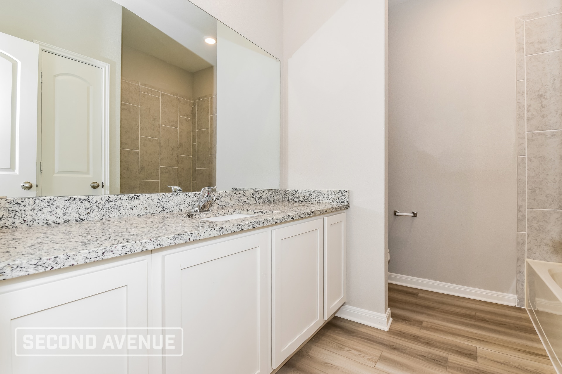 Building Photo - 2005 Erlinda Dr