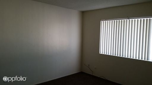 Building Photo - 420 S Real Rd