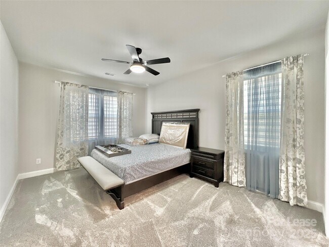 Building Photo - 1326 Ashe Mdw Dr