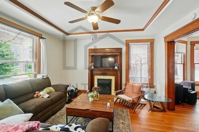 Building Photo - 2319 Victor St