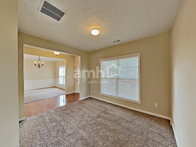 Building Photo - 110 Plumeria St