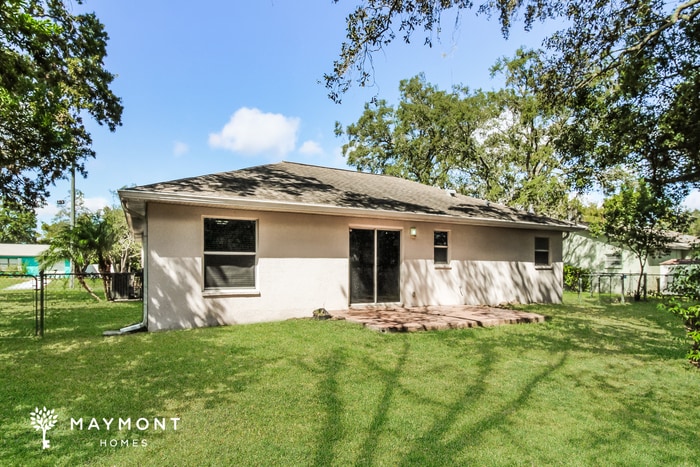 Building Photo - 1460 Greenview Ave