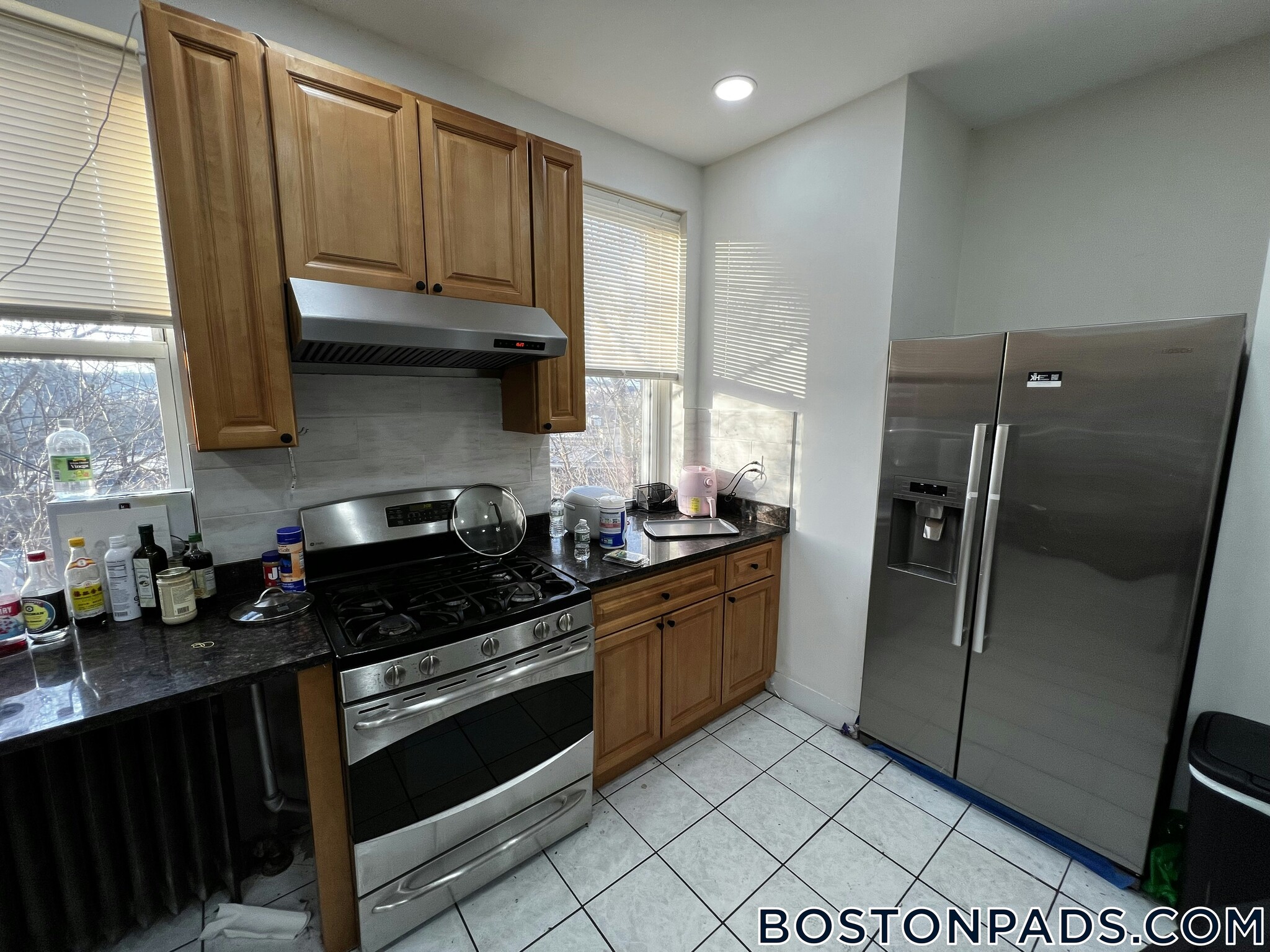 Building Photo - 16 Copenger St