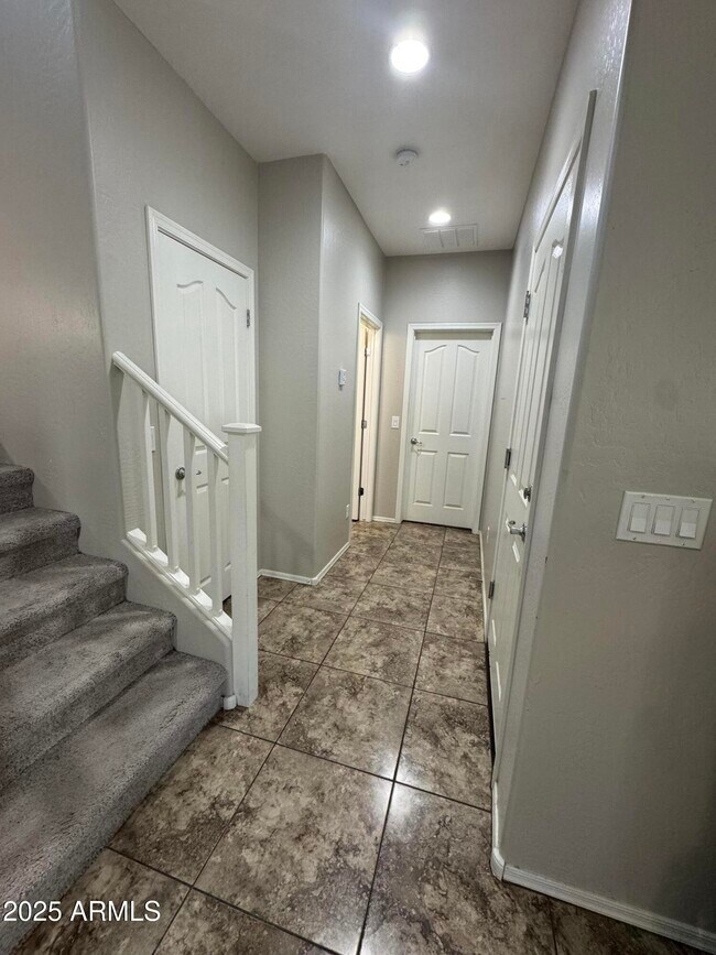 Building Photo - 1178 N 163rd Dr