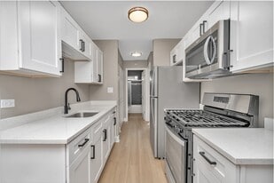 Building Photo - Parkside Apartments