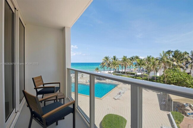 Building Photo - 3505 S Ocean Dr