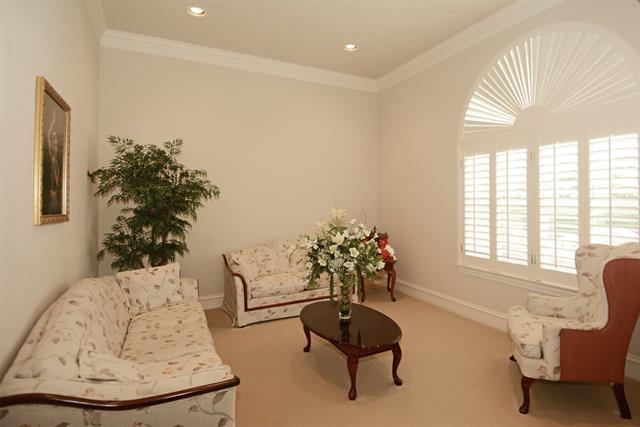 Building Photo - 8617 Orchard Hill Dr