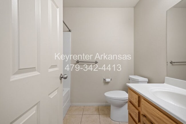 Building Photo - Great 3 Beds + 2 Baths Home with Solar Panels! Large Covered Patio!