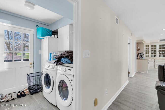 Building Photo - 22 Collingwood Rd