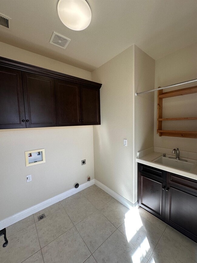 Building Photo - 3852 Harlan Ranch Blvd