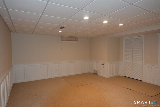 Building Photo - 12 Hitching Post Ln