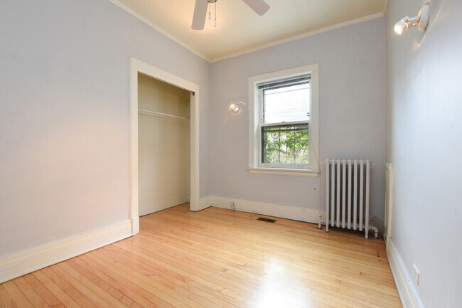 Building Photo - 3111 W Palmer Square