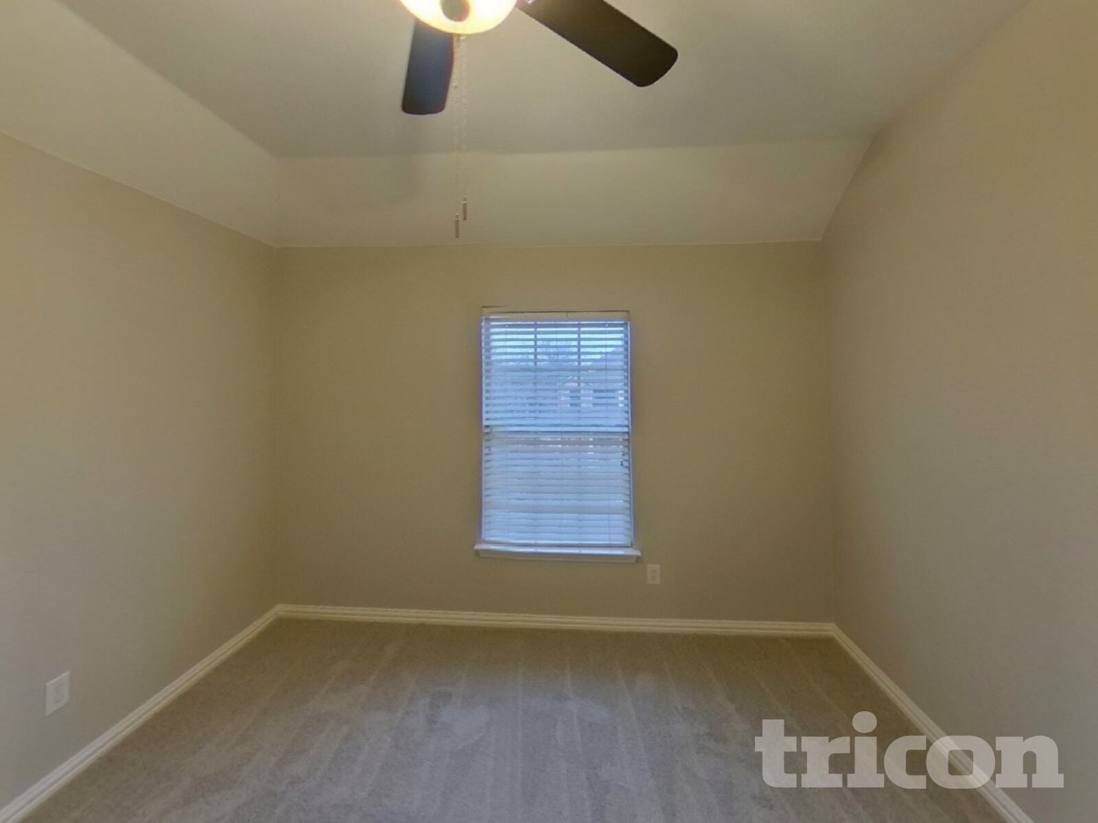 Building Photo - 1980 Creekside Dr