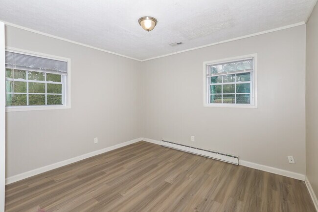 Building Photo - 6707 Willow Twig Rd