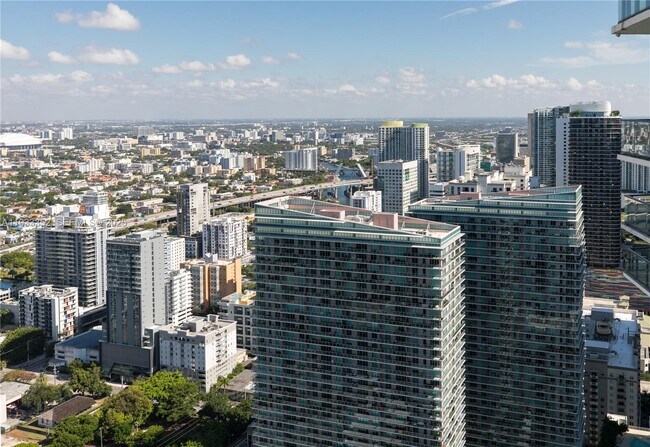 Building Photo - 1300 S Miami Ave