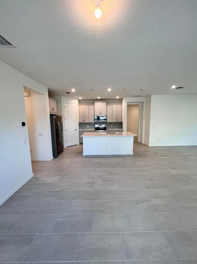 Pointe of Woods Drive West Palm - Pointe Of Woods Drive West Palm Beach Fl West Palm Beach Fl Building Photo 