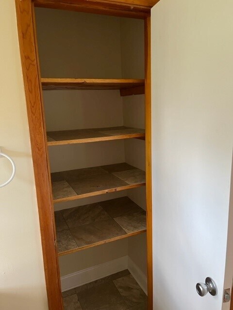 Linen Closet - 19205 Longmeadow Rd