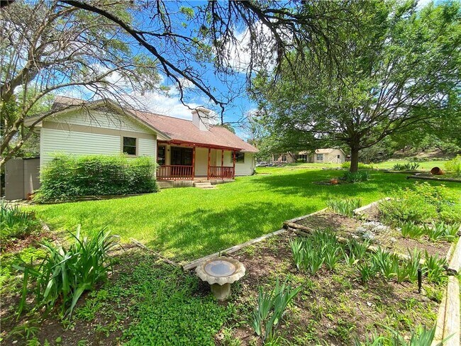 Building Photo - 6010 Salton Dr