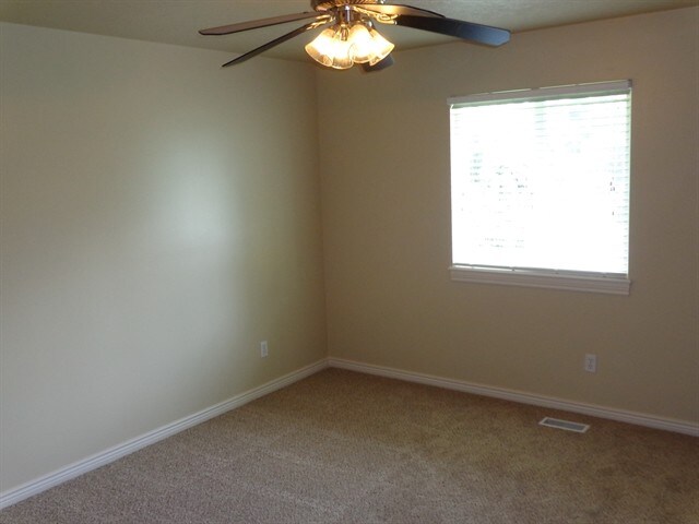 Building Photo - 379 S 410 W