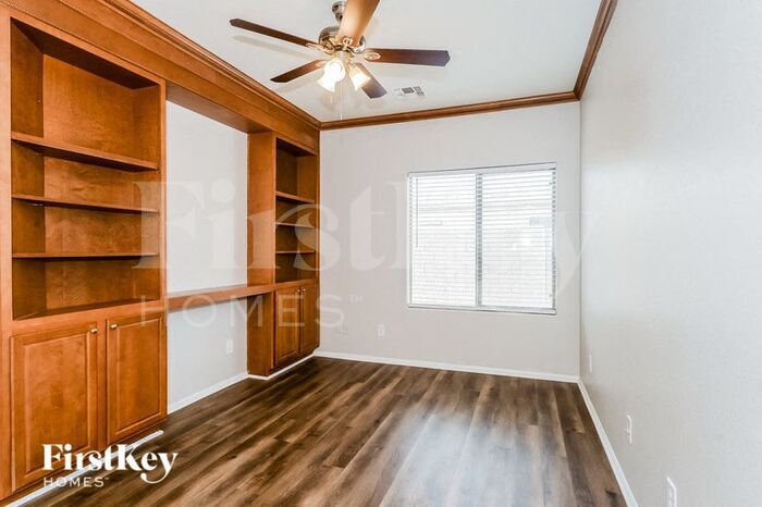 Building Photo - 10769 E Marigold Ct