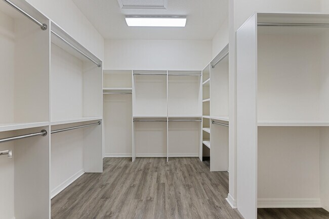 Building Photo - 4615 Siena Cir