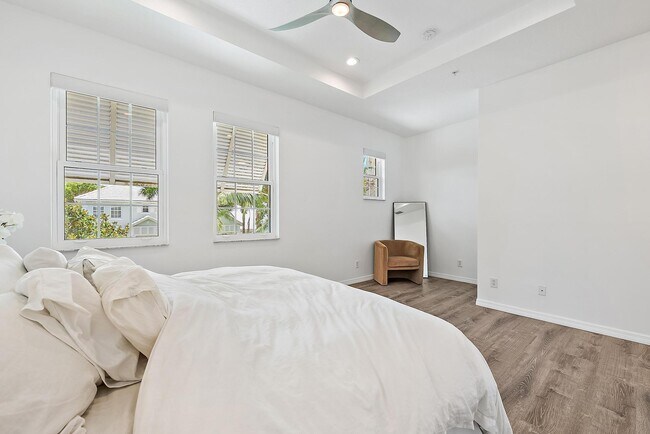 Building Photo - 1522 Limetree Bay Ave