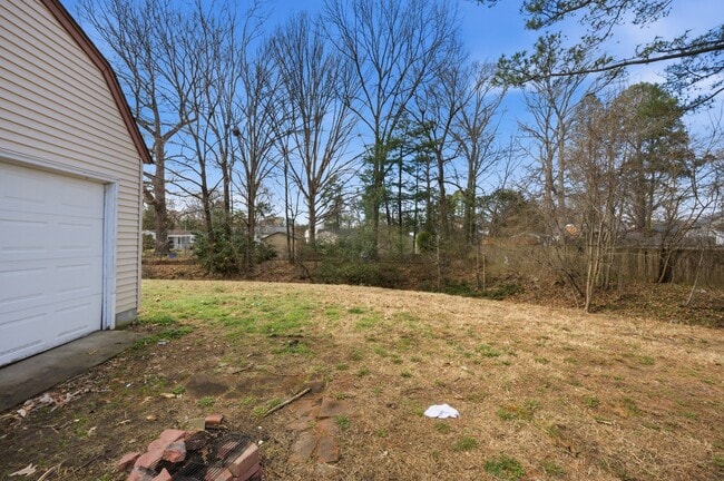 Building Photo - 25 Chowan Pl