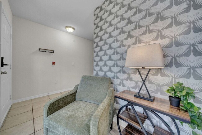 Building Photo - 10056 Montague St