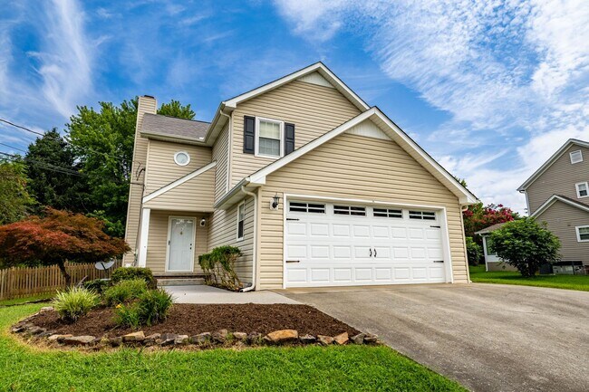 Building Photo - 8807 Ryegate Dr